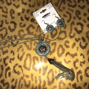 Earrings and necklace set